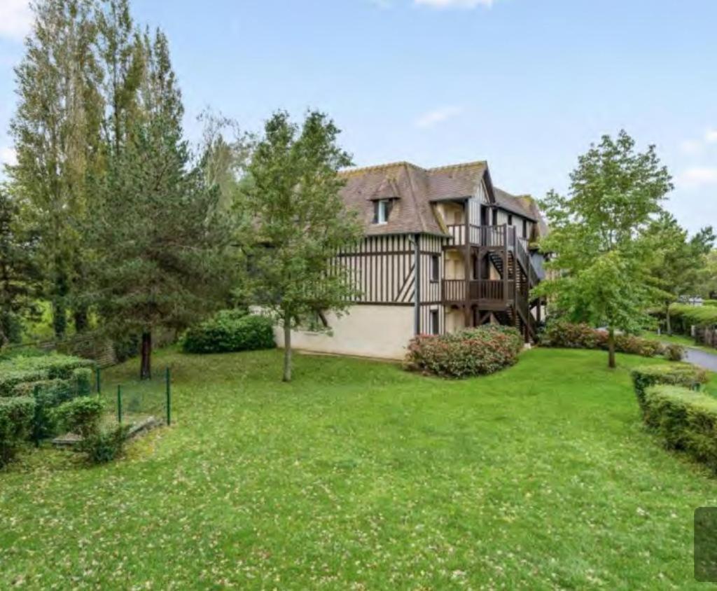 Le Cosy Residence Du Golf Deauville Ngoại thất bức ảnh